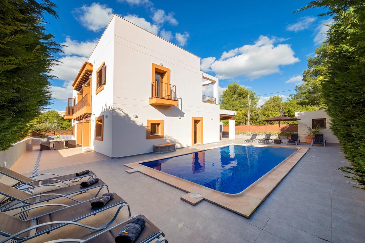 Villa Alexandra Таламанка Екстериор снимка