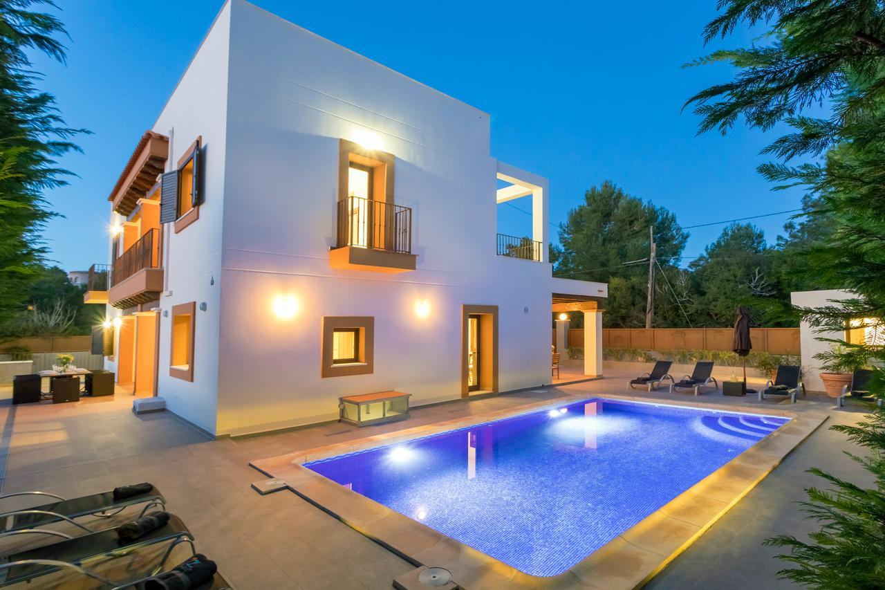 Villa Alexandra Таламанка Екстериор снимка